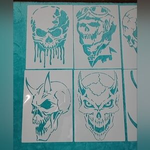 Skull Stencil Set